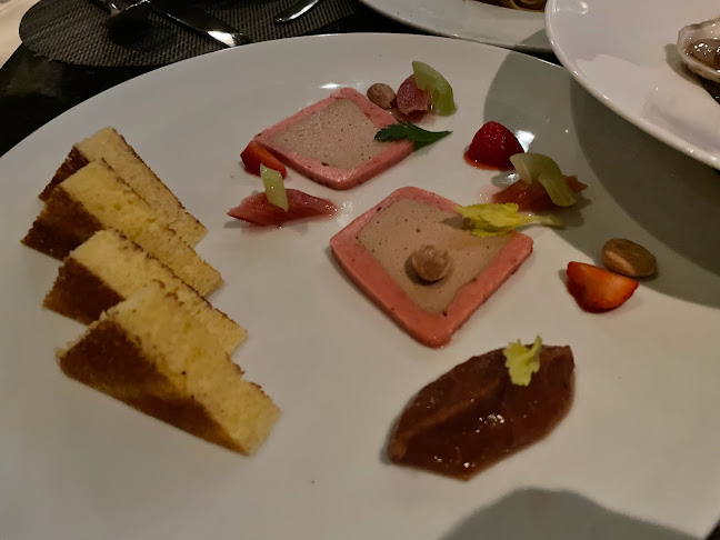 Bacchus Restaurant & Lounge