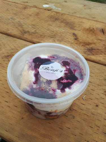 Opinii despre Benji's Cafe & Bakeshop în Belleville - Hospitality and gastronomy