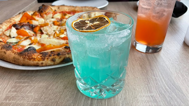 Pizzeria Via Napoli - Etobicoke