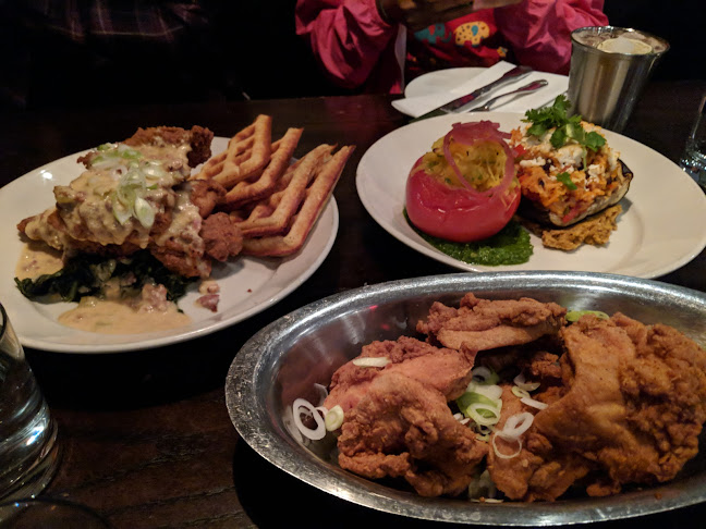 Opinii despre The Grand Trunk Saloon în Kitchener - Hospitality and gastronomy