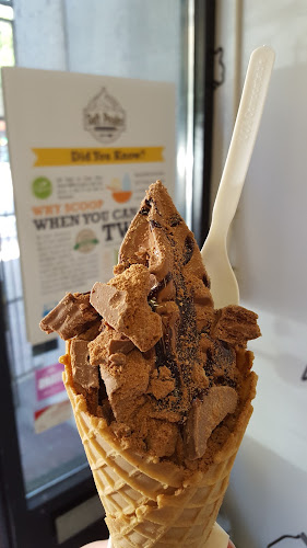 Soft Peaks Ice Cream - Hospitality and gastronomy