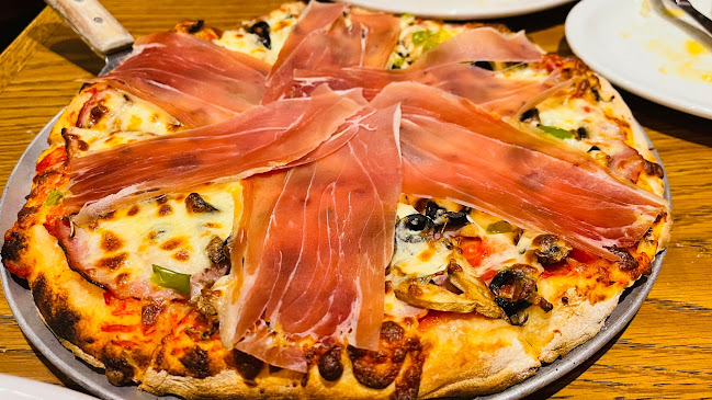 431 41 Ave NE, Calgary, AB T2E 2N4