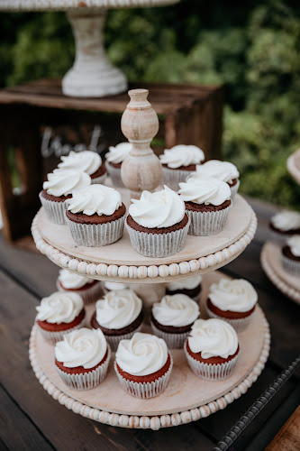 1863 Harvey Ave, Kelowna, BC V1Y 6G4