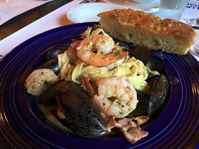 Italian by Night - Hospitality and gastronomy