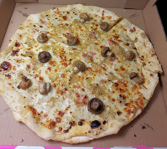 Blondies Pizza - Davenport - Toronto