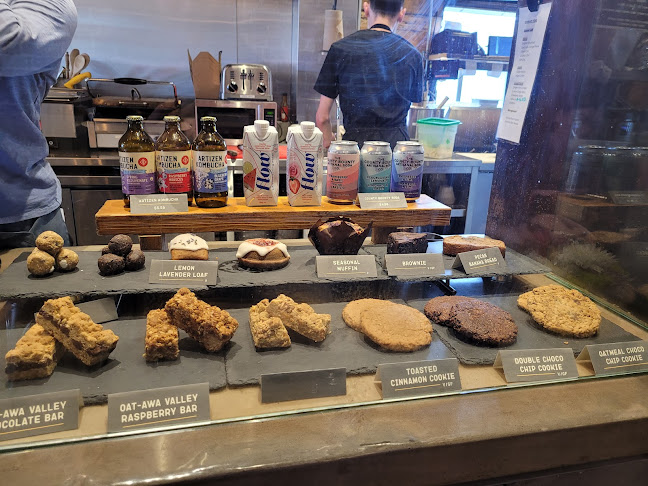 1154 Bank St, Ottawa, ON K1S 3X6