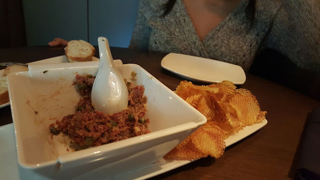 The Living Room Restaurant - Calgary