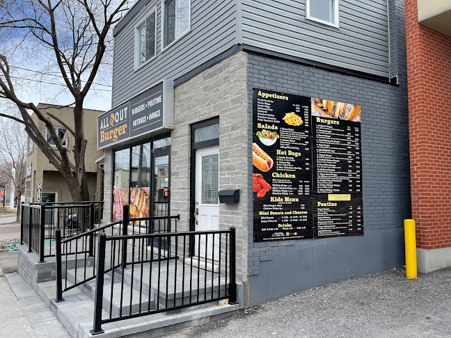 Opinii despre All Out Burger în Ottawa - Hospitality and gastronomy