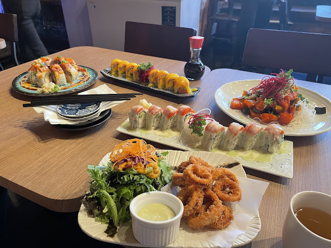 1995 Lonsdale Ave, North Vancouver, BC V7M 2K3