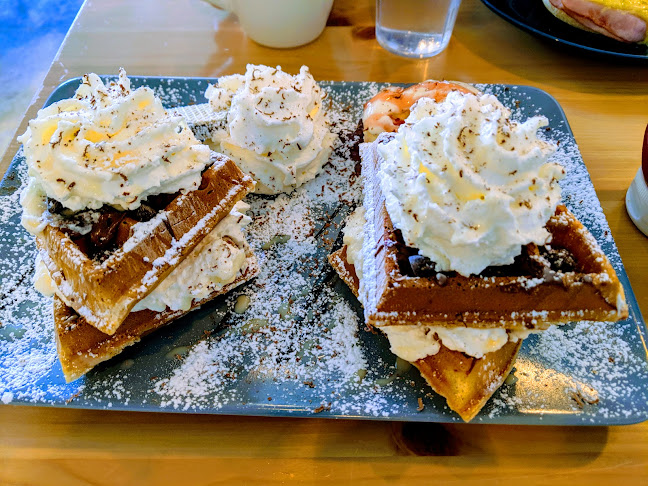 Comentarii opinii despre Cafe & Mi