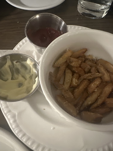 Comentarii opinii despre TWH Social