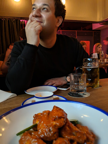 Opinii despre Belfast Love Public House în Toronto - Hospitality and gastronomy