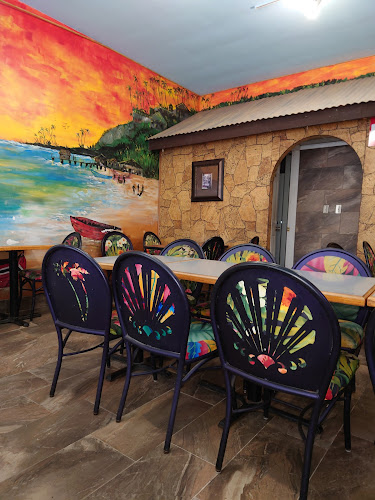 Deen's Caribbean Restaurant - Winnipeg