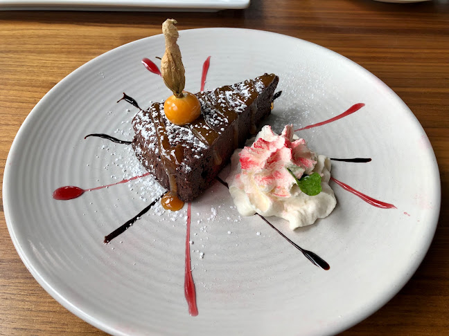 Opinii despre Glo Restaurant + Lounge în Victoria - Hospitality and gastronomy