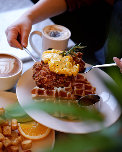 100 Schoolhouse St #111, Coquitlam, BC V3K 6V9