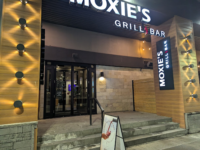 Moxies Calgary Downtown Restaurant