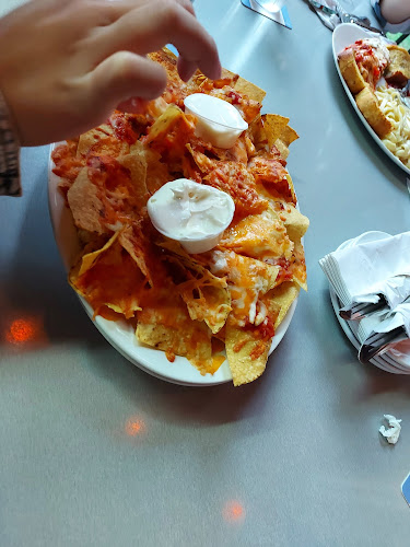 Comentarii opinii despre Buzzy Brown's Brasserie