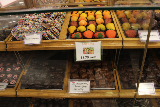 Dutch Bakery & Diner