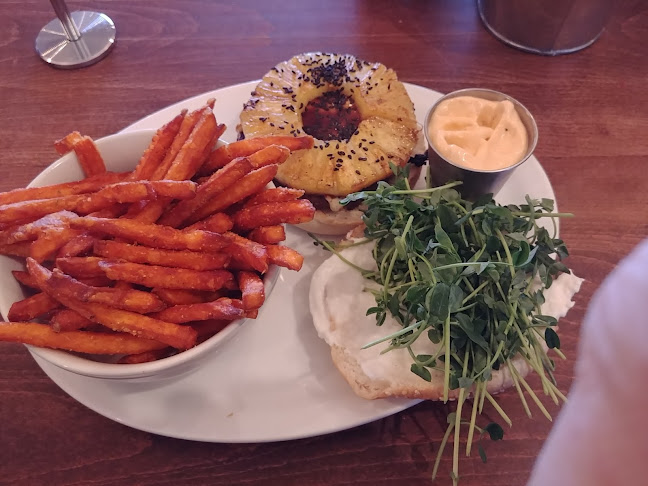 Naked Cafe - Kelowna