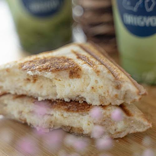 4909 Yonge St, North York, ON M2N 5N4