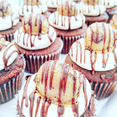 Caked With Love Co. - Winnipeg