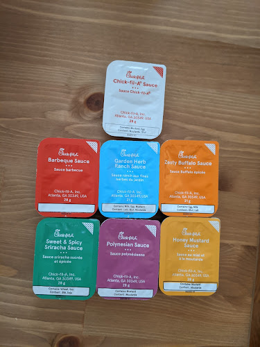 709 Yonge St, Toronto, ON M4Y 2B6