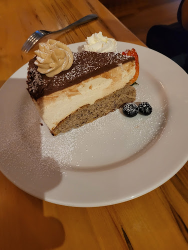 Britt's Pub and Eatery Uptown