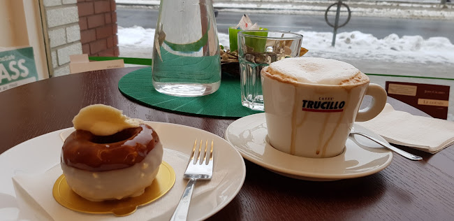 603 St Clair Ave W, Toronto, ON M6C 1A3