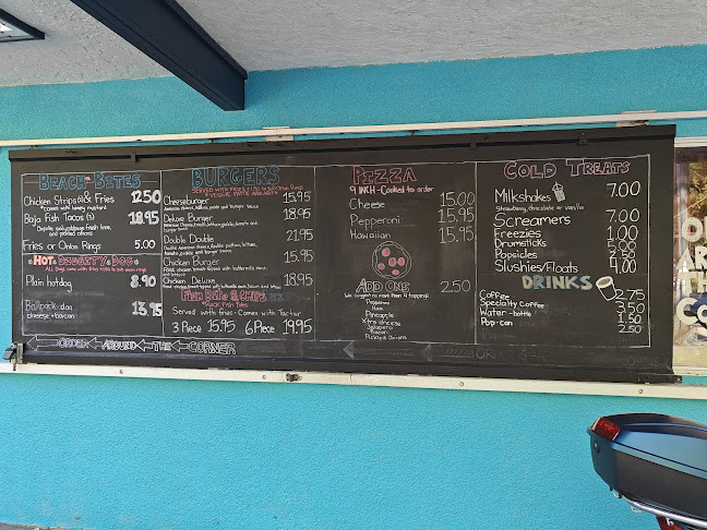 The Beach Hut - Powell River