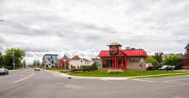 303 Cathcart St, Sault Ste. Marie, ON P6A 1E8