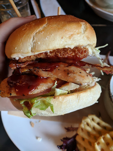 6110 Hwy 7, Woodbridge, ON L4H 0R2