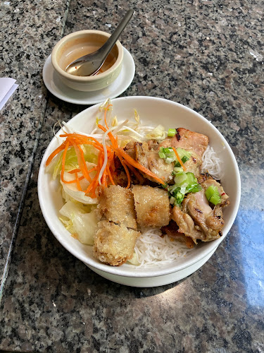 Vina Vietnamese Restaurant - West Vancouver