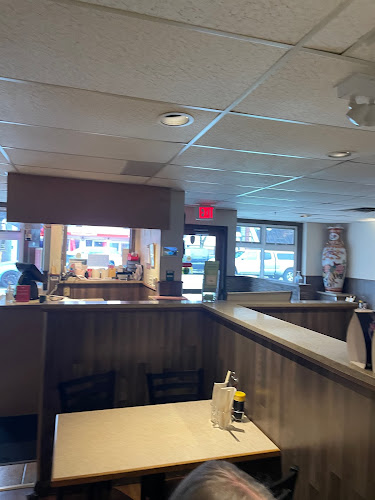 J & J Wonton Noodle House - Hospitality and gastronomy