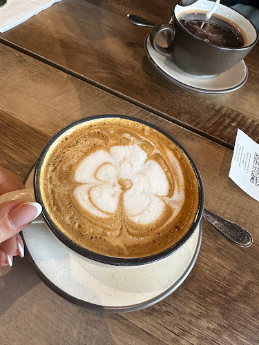 Opinii despre Ramona's Kitchen (Thornhill) în Thornhill - Hospitality and gastronomy