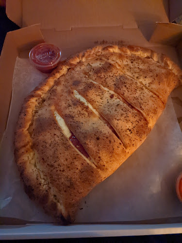 Peppinos Pizzeria - Hospitality and gastronomy