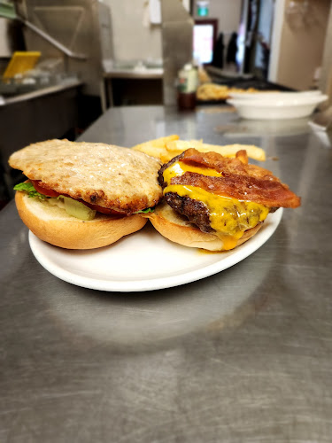 Opinii despre Hampton Cafe în MacGregor - Hospitality and gastronomy