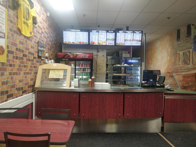 Famo Pizza And Wings