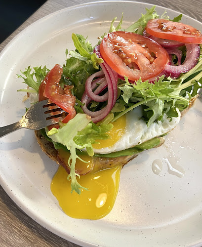 Opinii despre La Luce Cafe în Vancouver - Hospitality and gastronomy