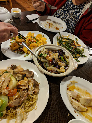 Lee's House Restaurant李家小馆 - Victoria