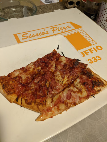 Sissio's Pizza - Hospitality and gastronomy