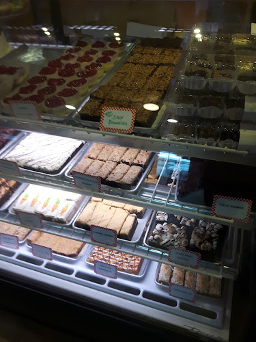 4474 Ontario St, Beamsville, ON L3J 0A9