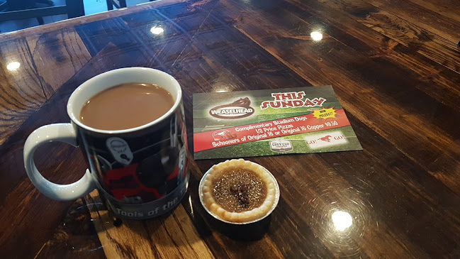 Weaselhead Bar & Grill - Hospitality and gastronomy