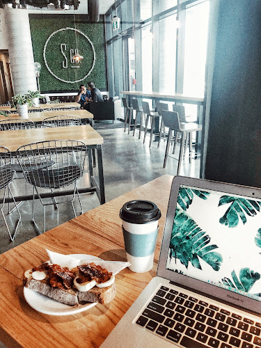 The Round Table - Kitchener - Kitchener