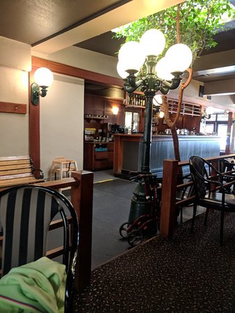 Streatside Eatery - Lethbridge