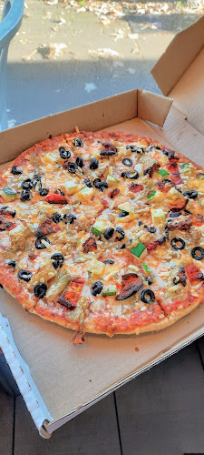 Comentarii opinii despre Flying Wedge Pizza Co