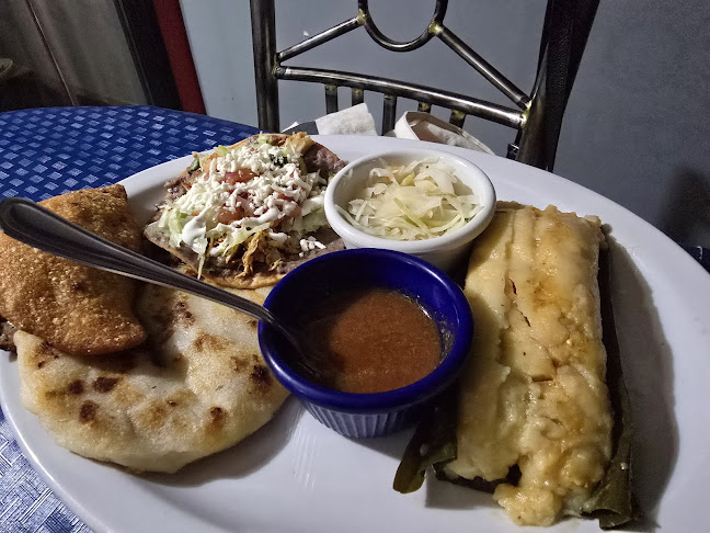 Opinii despre The Guanaquita Restaurant în Kitchener - Hospitality and gastronomy