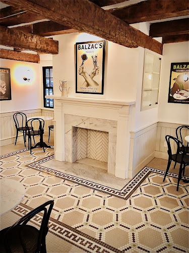 Balzac's Coffee Roasters - Hospitality and gastronomy