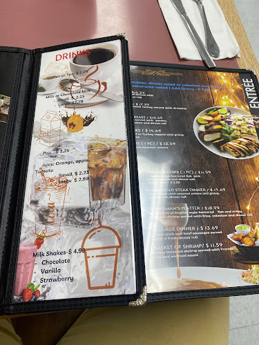 300 Dundas St W, Napanee, ON K7R 2B4