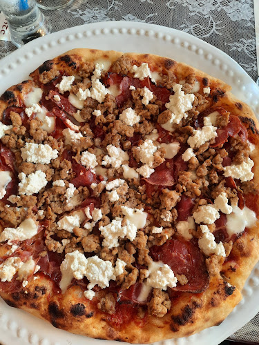 152 Victoria St, Kamloops, BC V2C 1Z7