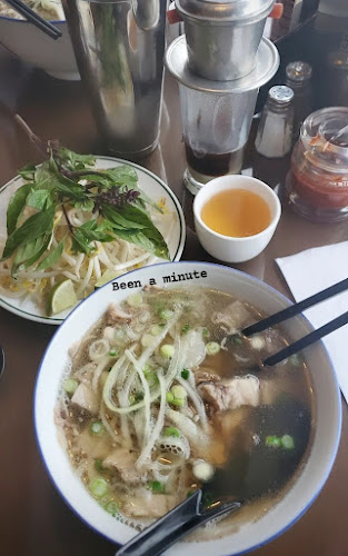 781 Somerset St W, Ottawa, ON K1R 6R3